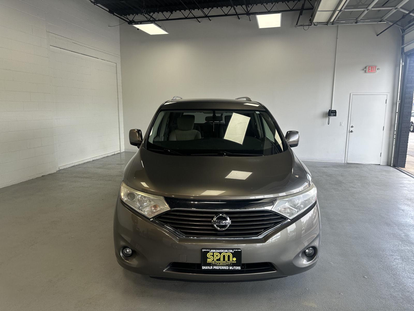 2016 Nissan Quest 9