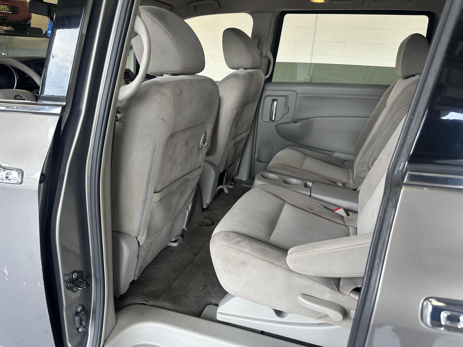 2016 Nissan Quest 25