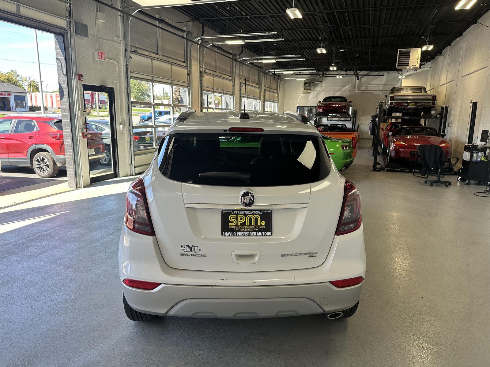 Used 2018 Buick Encore Essence KL4CJGSB3JB639054 - Shaver