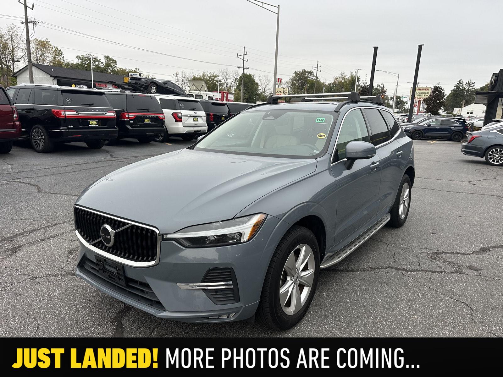 2022 Volvo XC60 Momentum
