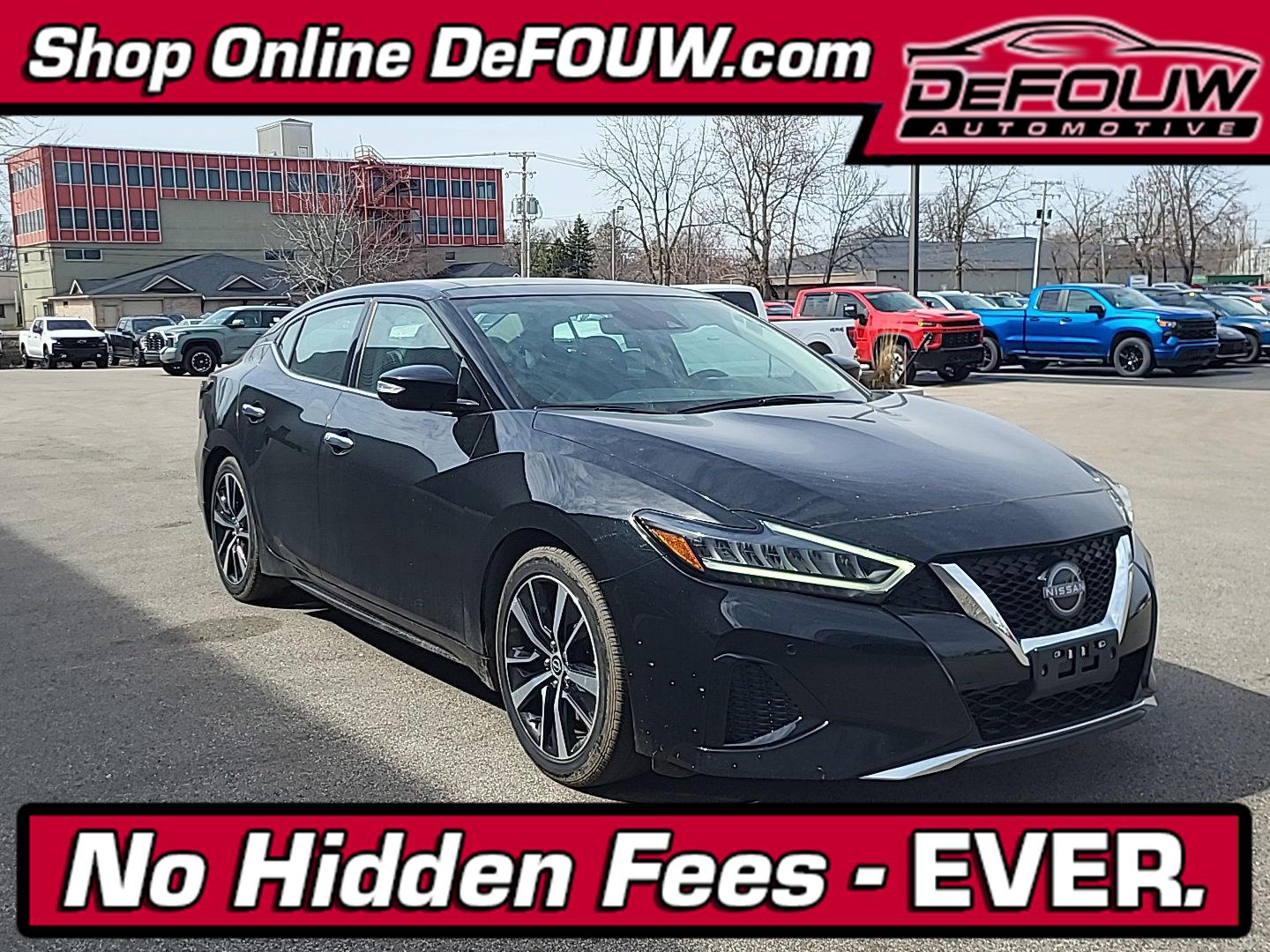 Black 2023 Nissan Maxima SL FWD Sedan