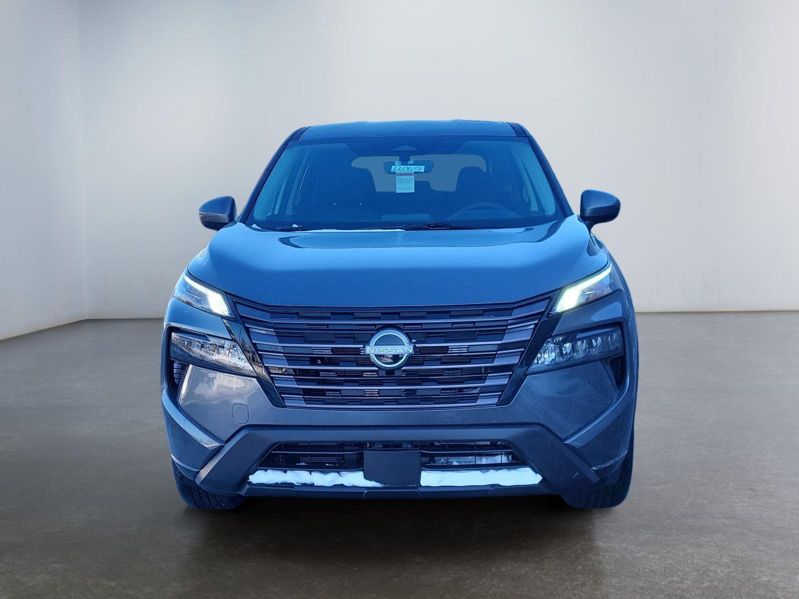 2026 Nissan Rogue SV - Photo 8