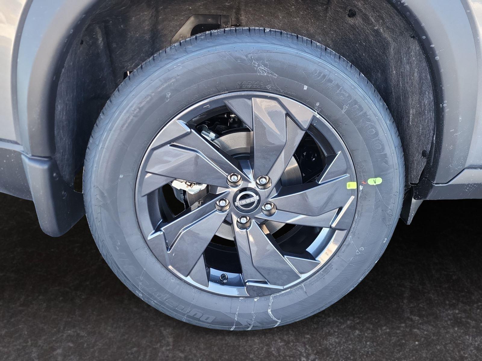 2026 Nissan Rogue SV - Photo 28
