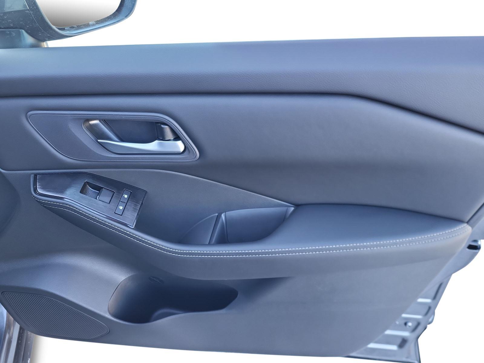 2026 Nissan Rogue SV - Photo 26