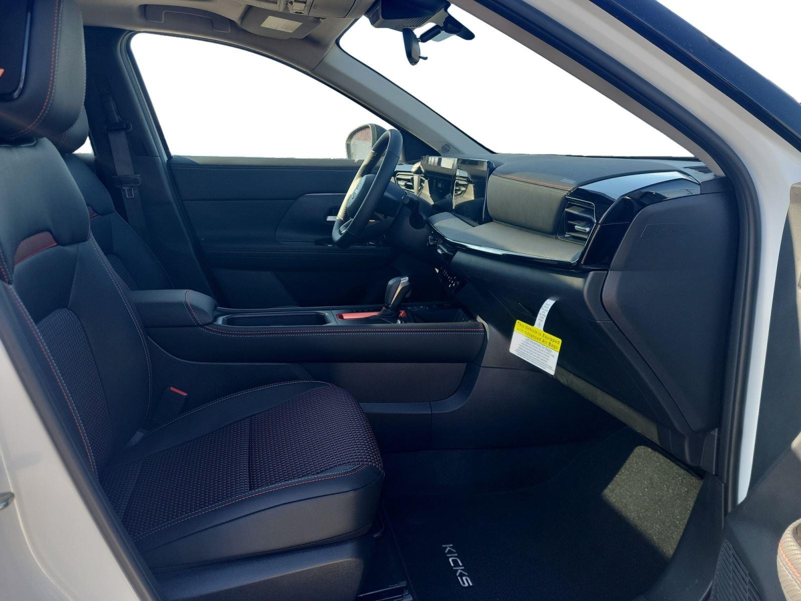 2026 Nissan KICKS SR AWD - Photo 15