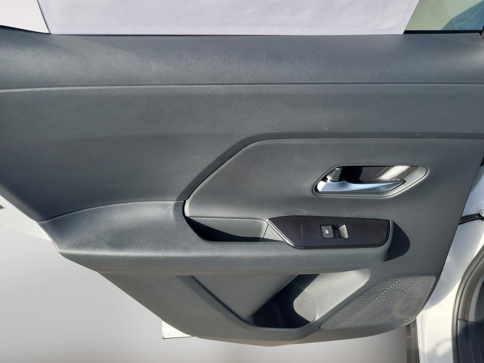 2026 Nissan KICKS SV AWD - Photo 18