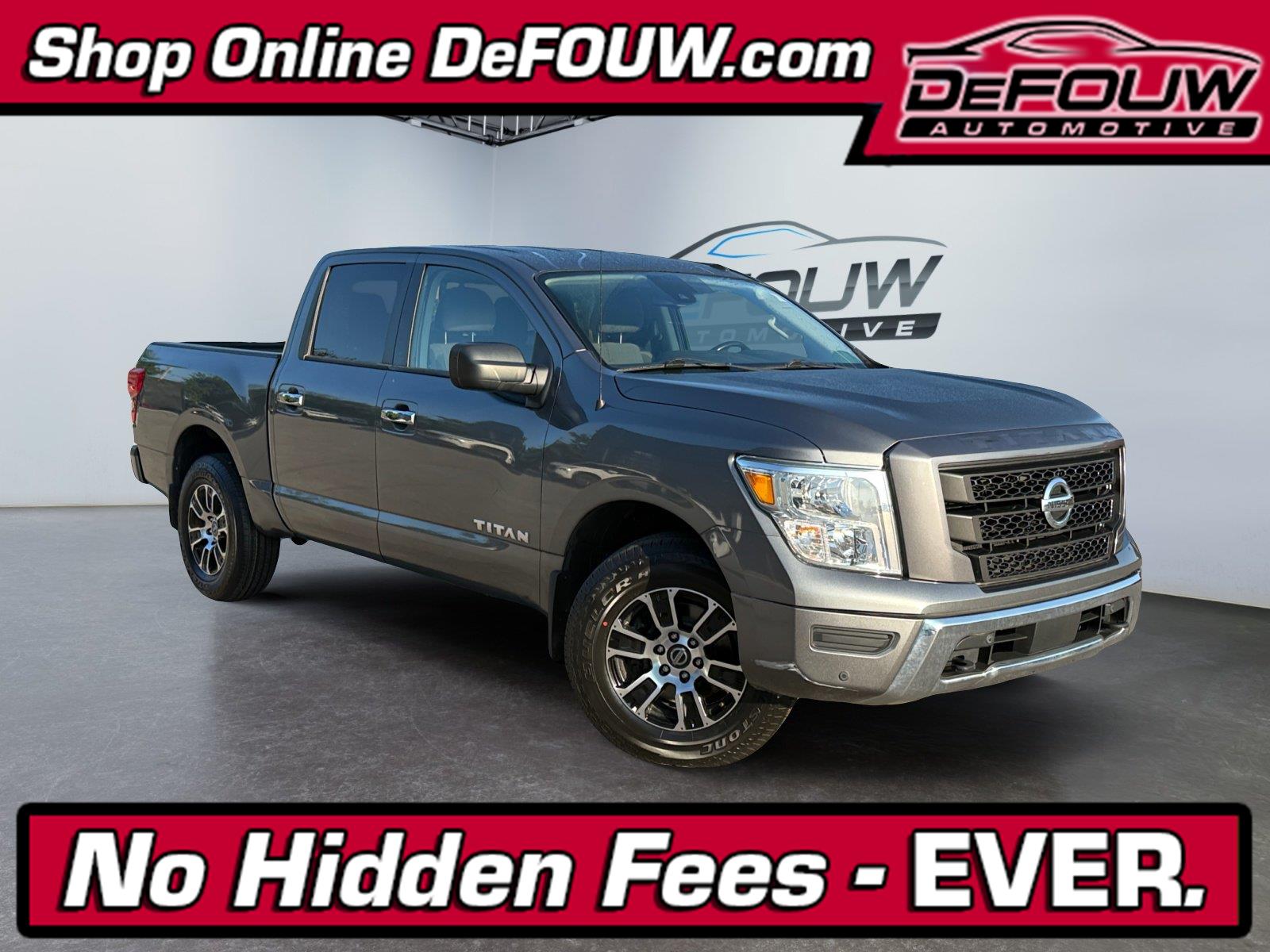 2021 Nissan Titan SV Crew Cab 4WD