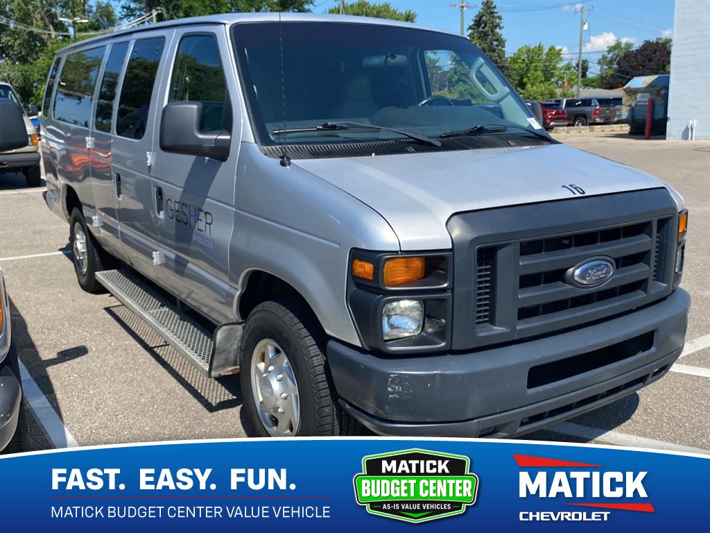  2013 Ford E-Series E-350 XL Super Duty Extended Passenger Van   