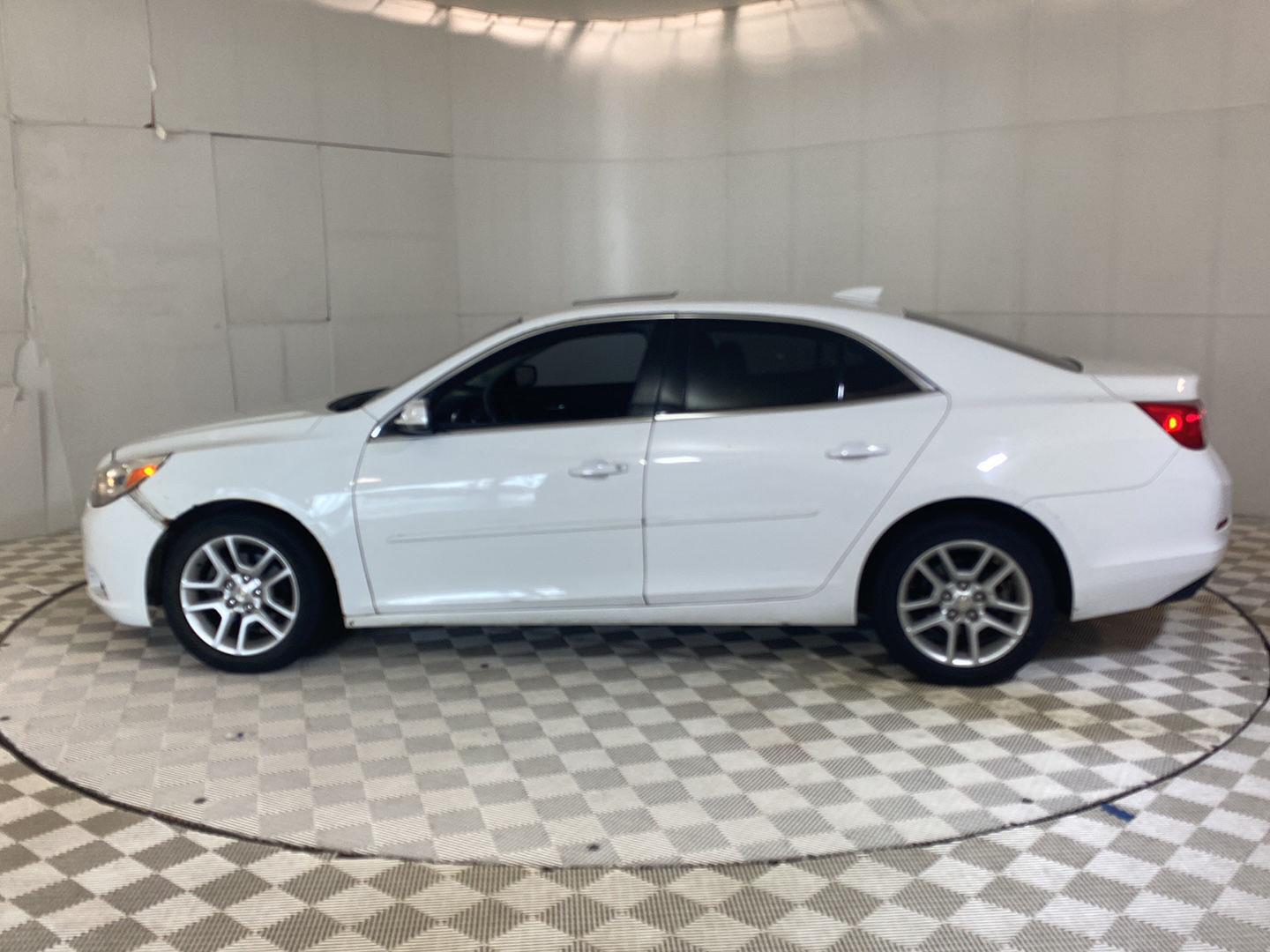 View vehicle photo 2