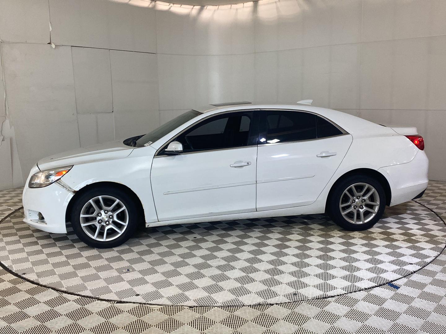 View vehicle photo 3