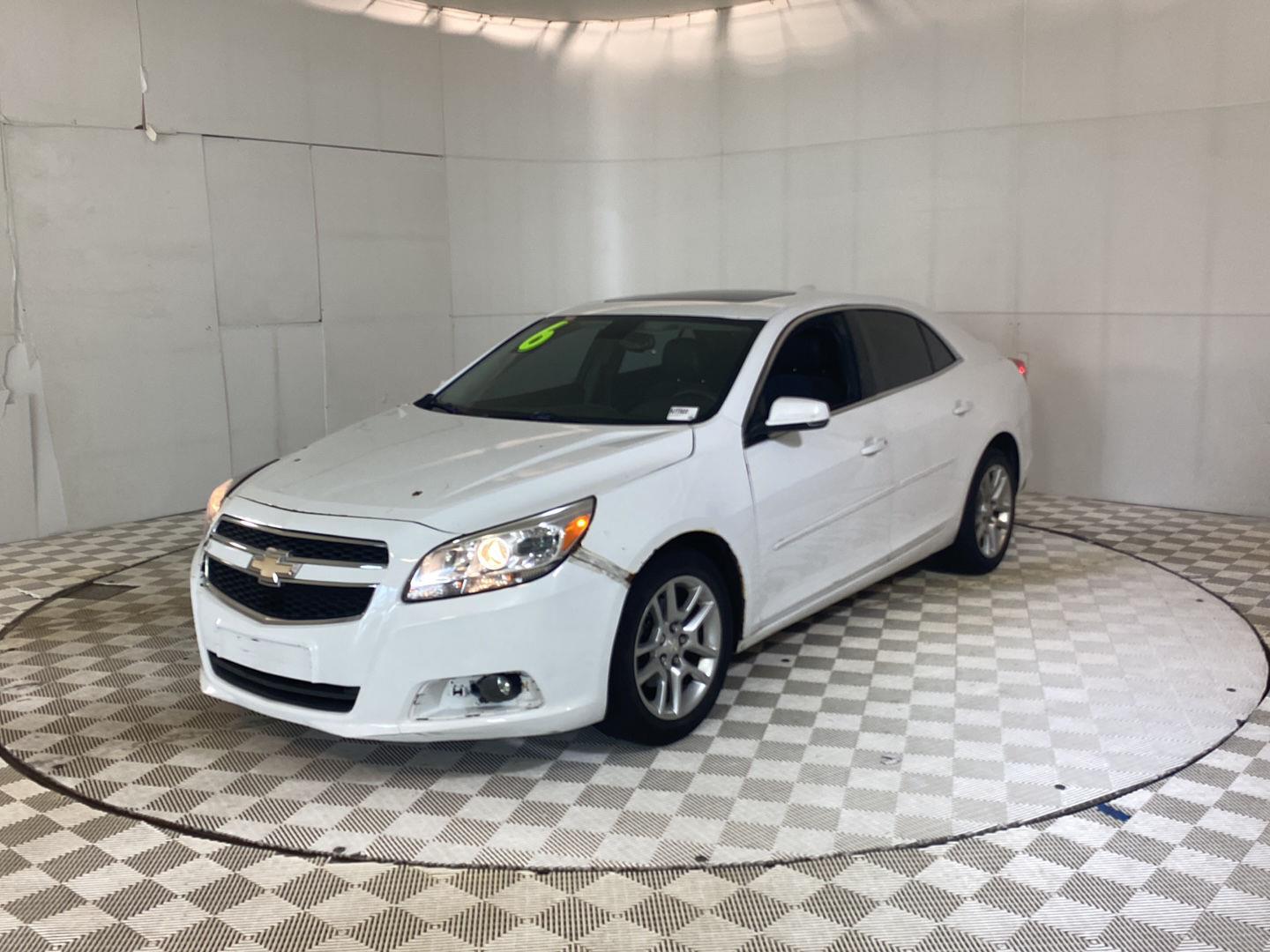View vehicle photo 5