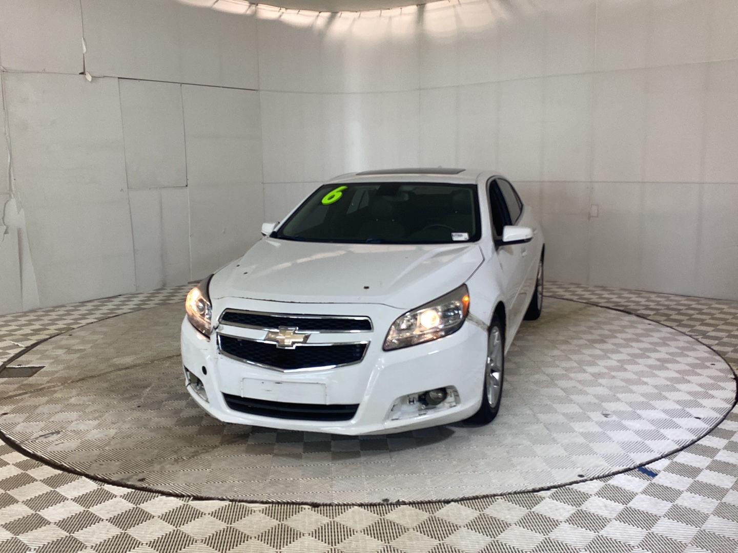 View vehicle photo 6