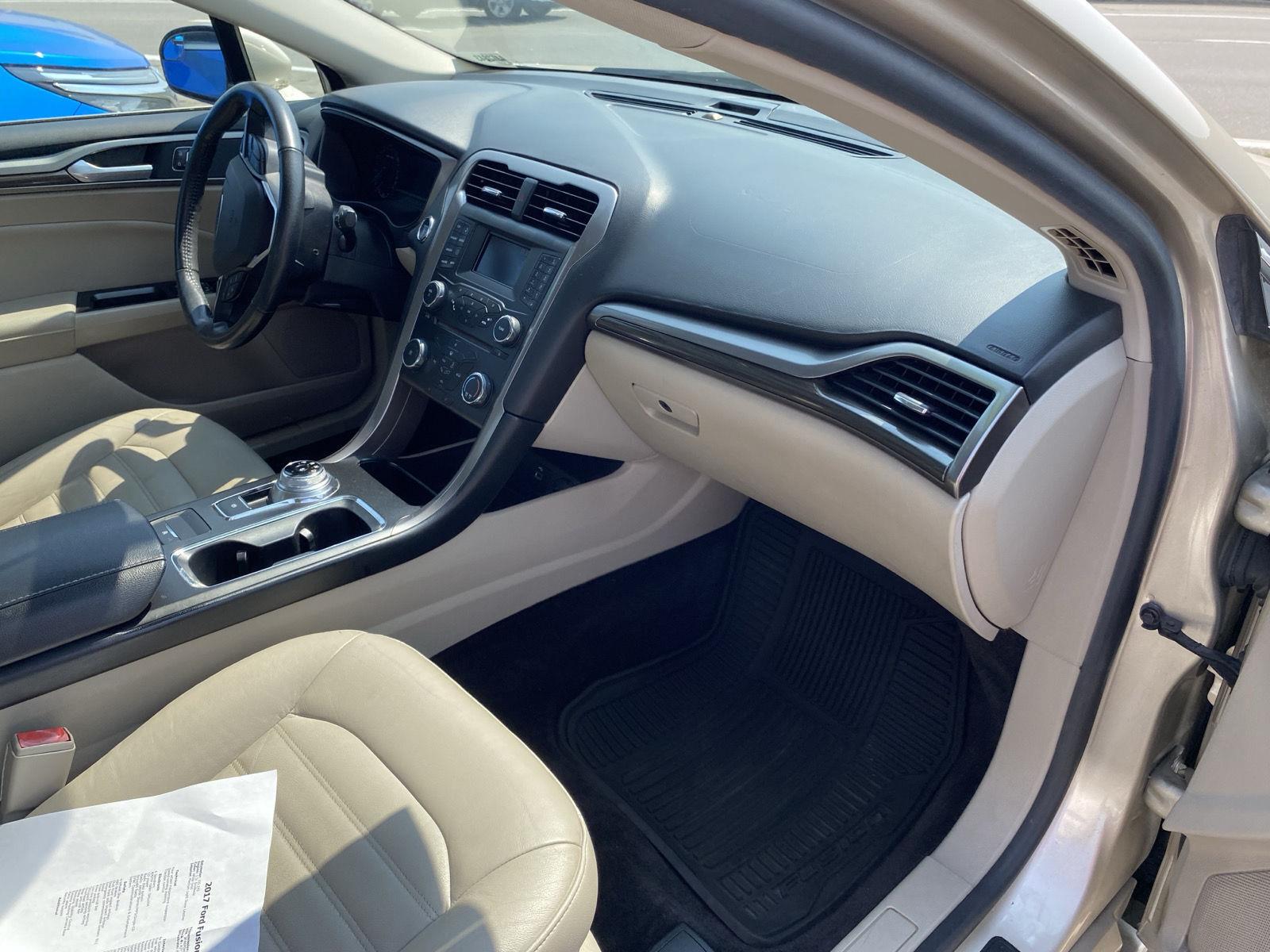 2017 Ford Fusion #27