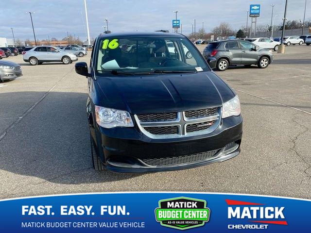 Brilliant Black Crystal Pearlcoat 2016 Dodge Grand Caravan Minivan Front-Wheel Drive 6-Speed Automatic