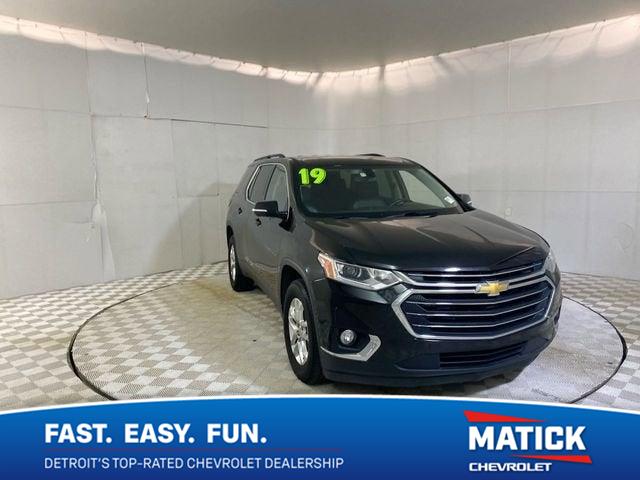 Mosaic Black Metallic 2019 Chevrolet Traverse SUV / Crossover Front-Wheel Drive 9-Speed Automatic