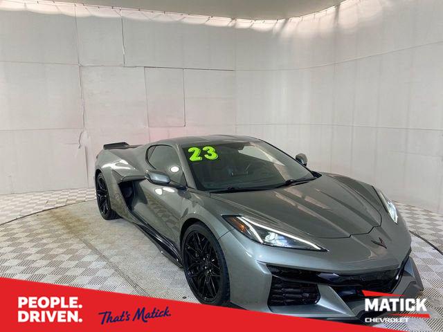 Hypersonic Gray Metallic 2023 Chevrolet Corvette Coupe Rear-Wheel Drive 8-Speed Dual Clutch