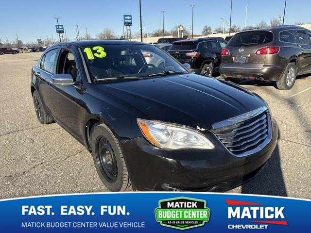 2013 Chrysler 200 Limited Sedan FWD