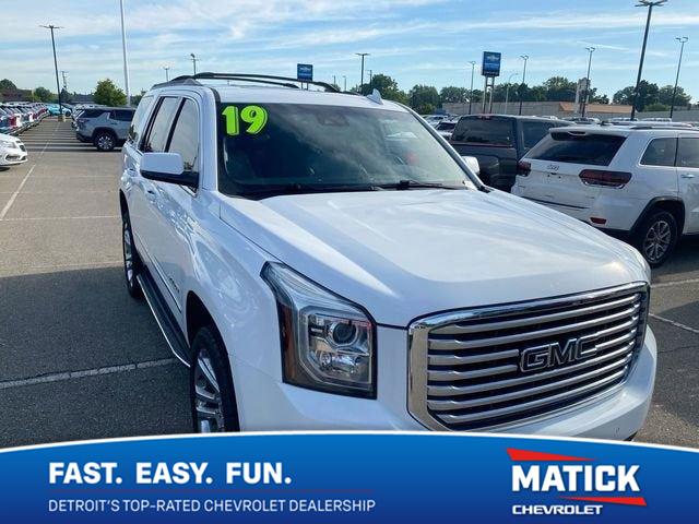 Summit White 2019 GMC Yukon SUV / Crossover Four-Wheel Drive 6-Speed Automatic