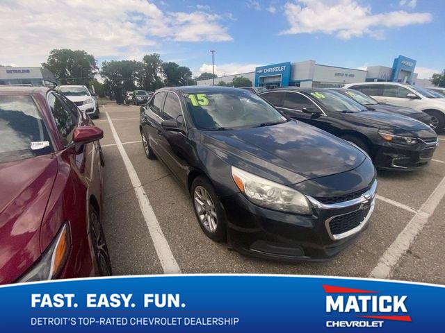 Ashen Gray Metallic 2015 Chevrolet Malibu Sedan Front-Wheel Drive 6-Speed Automatic