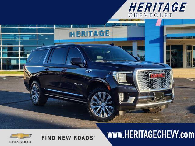 Midnight Blue Metallic 2021 GMC Yukon XL SUV / Crossover Four-Wheel Drive Automatic