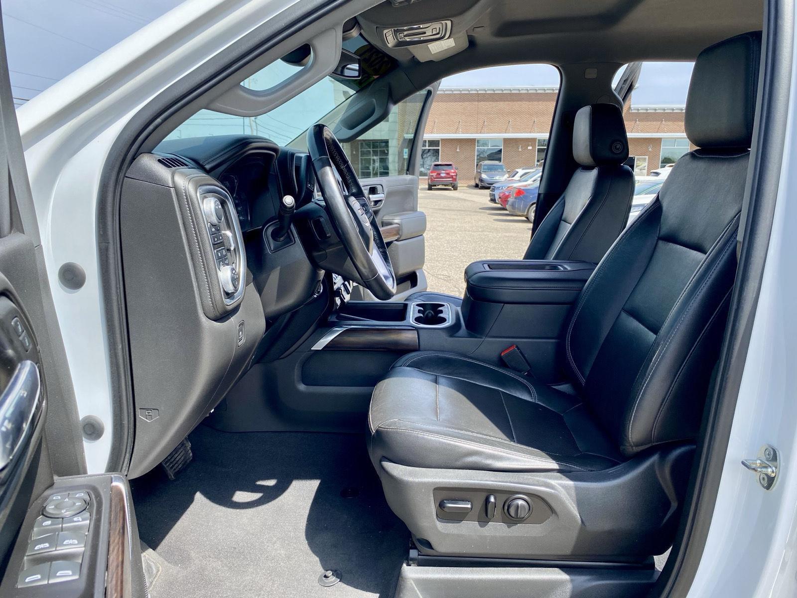 2020 GMC Sierra 1500 SLT's photo