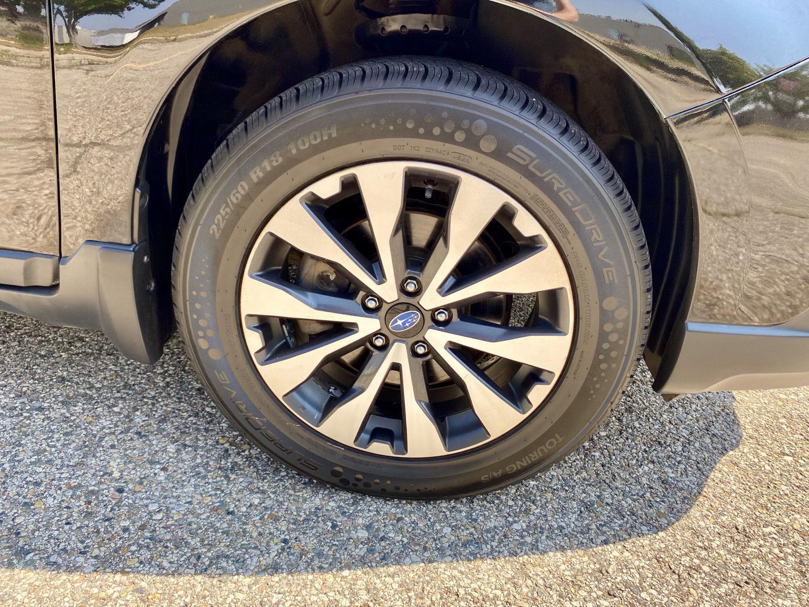 2017 Subaru Outback Limited photo 15