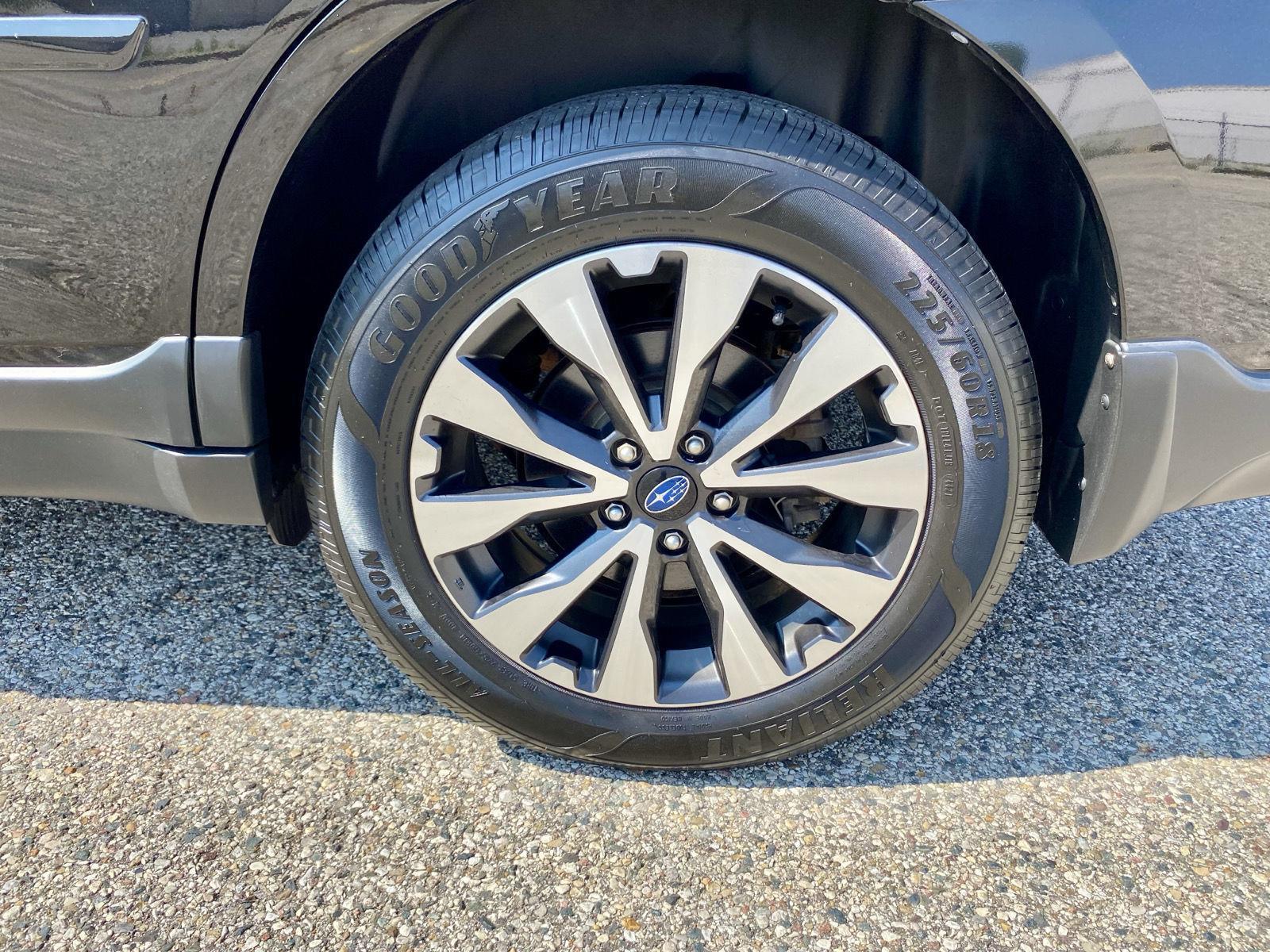2017 Subaru Outback Limited photo 42