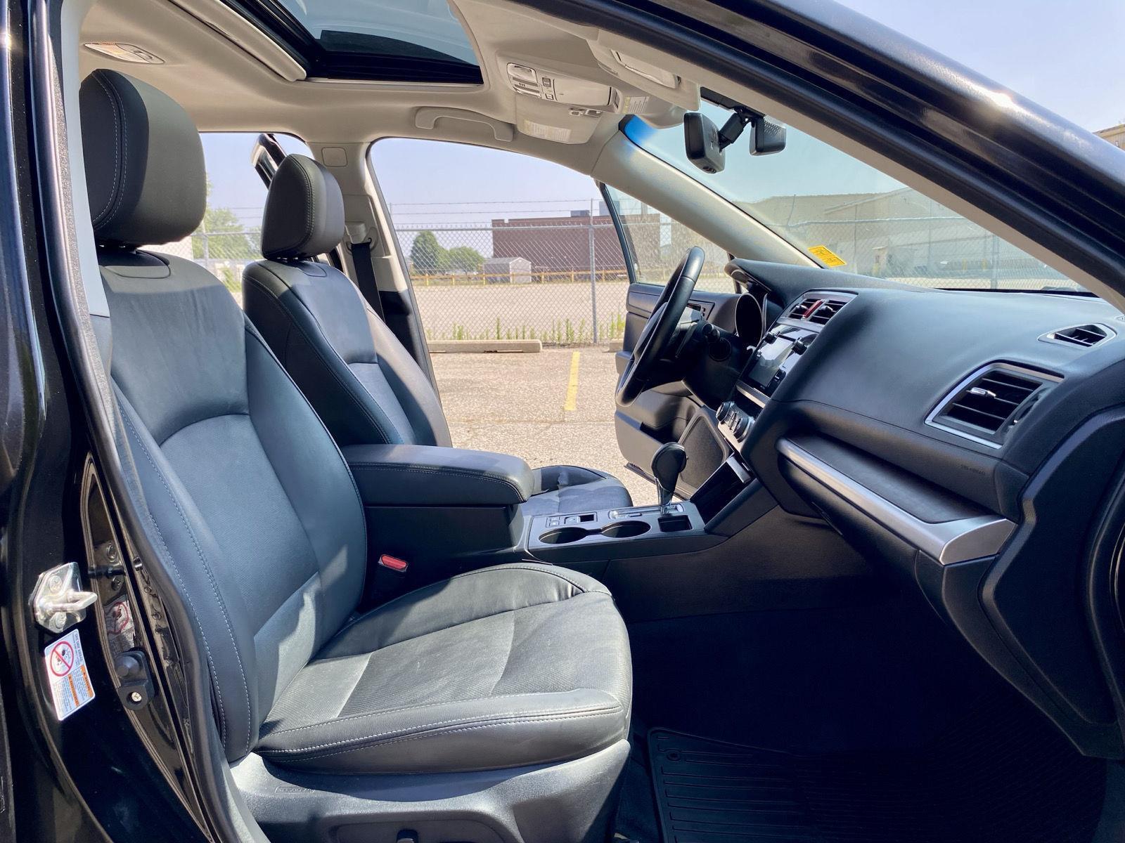 2017 Subaru Outback Limited photo 7
