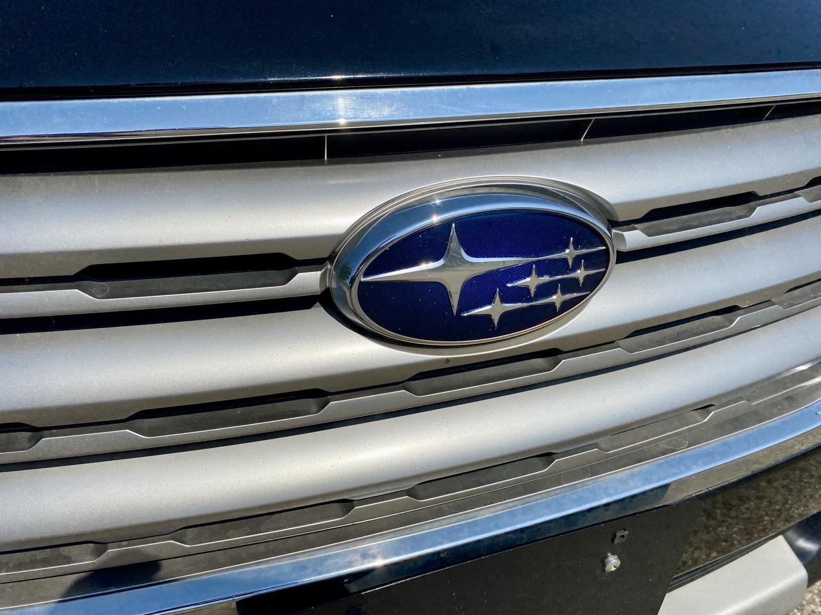 2017 Subaru Outback Limited photo 18