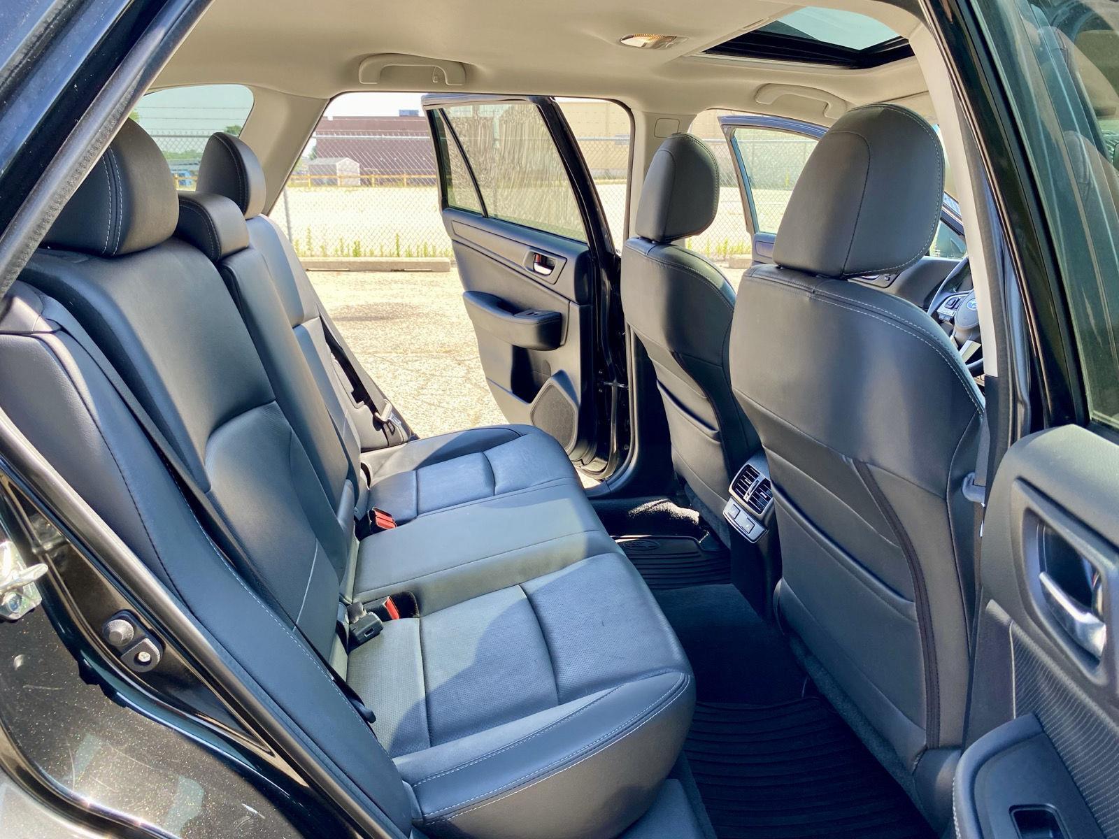2017 Subaru Outback Limited photo 8