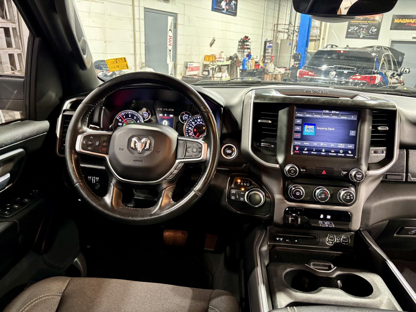 2019 Ram 1500 Big Horn Lone Star photo 3