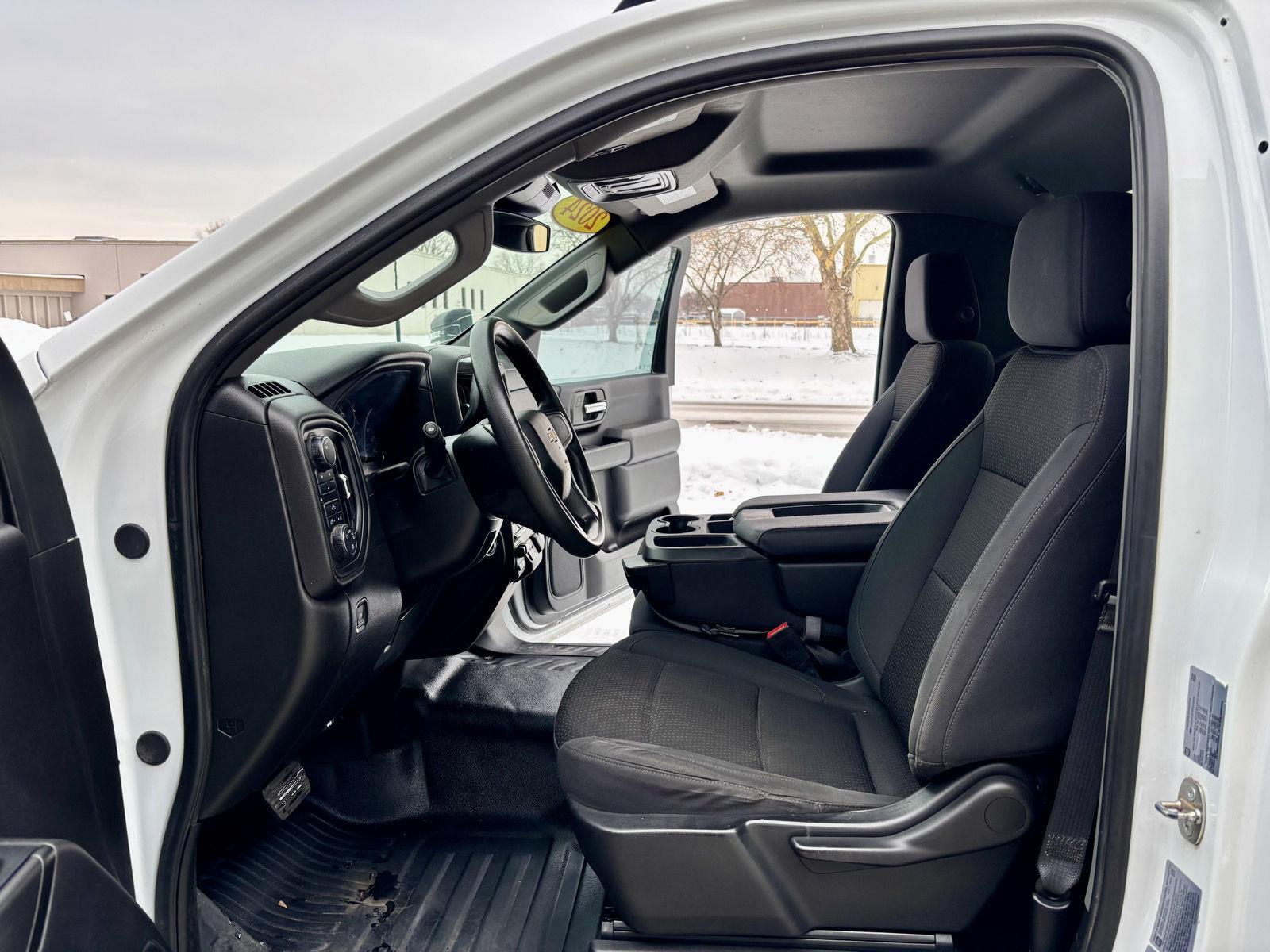 2024 Chevrolet Silverado 2500HD Work Truck's photo