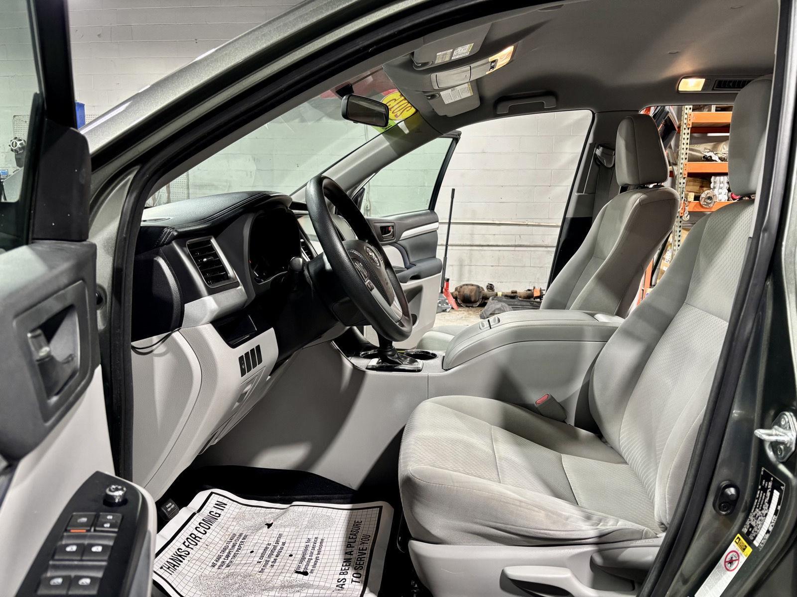 2015 Toyota Highlander LE Plus