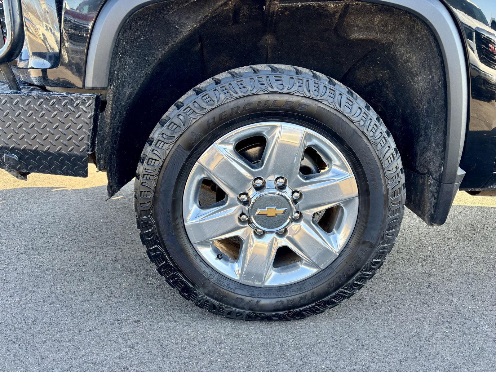 2022 Chevrolet Silverado 2500HD LTZ - Photo 35