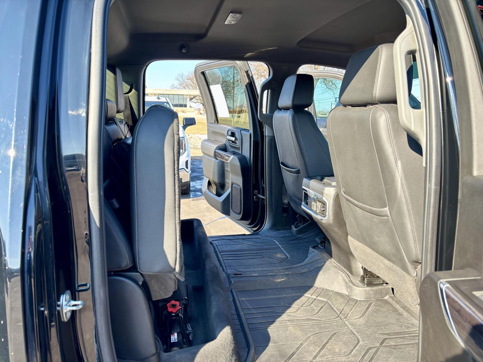 2022 Chevrolet Silverado 2500HD LTZ - Photo 13