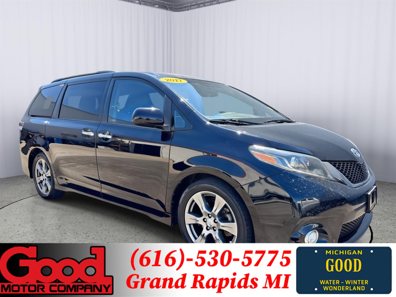 2017 Toyota Sienna SE 8-Passenger FWD