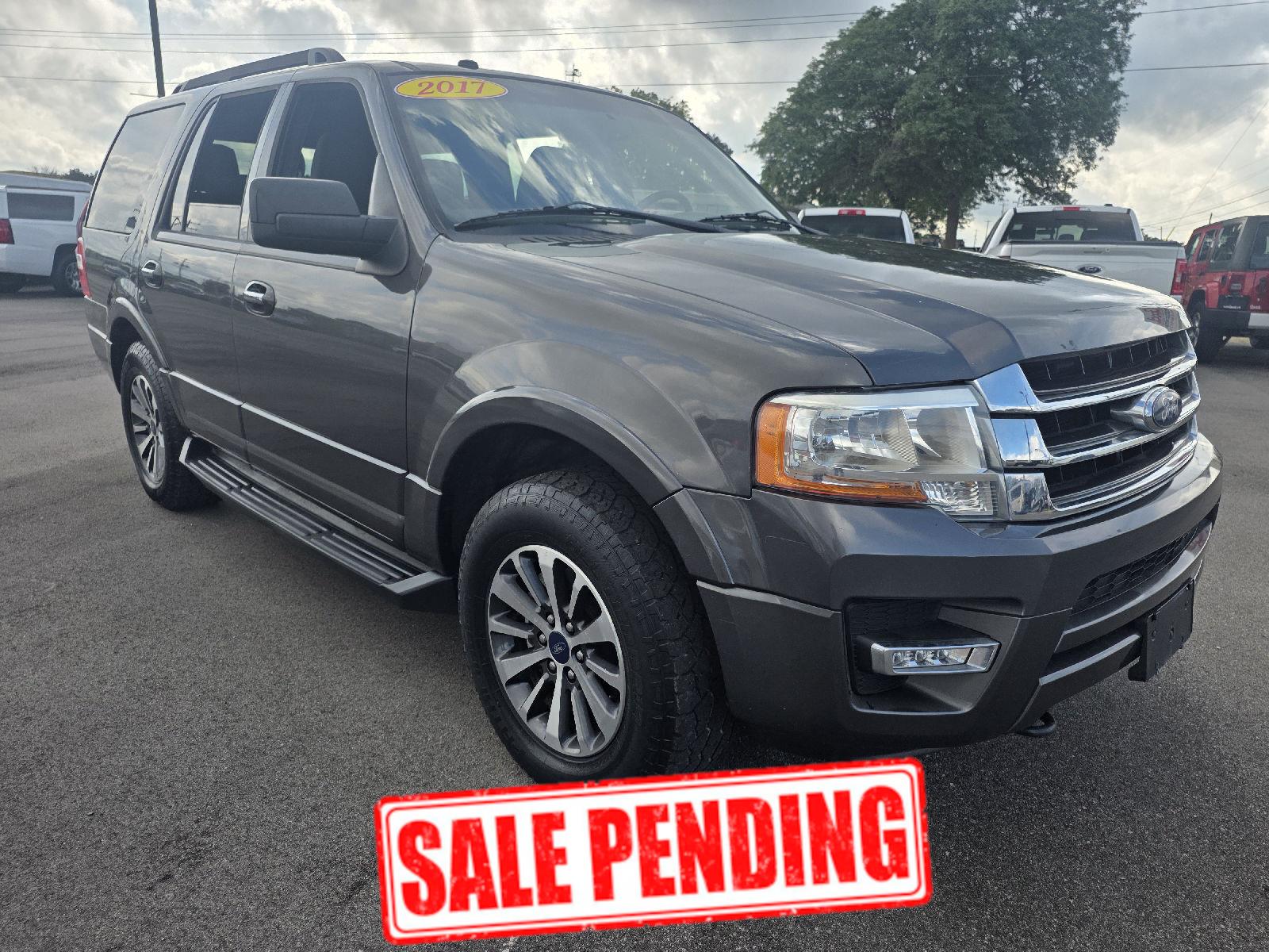 Gray (Magnetic) 2017 Ford Expedition SUV / Crossover Four-Wheel Drive 6-Speed Automatic