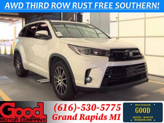 White (Blizzard Pearl) 2017 Toyota Highlander SUV / Crossover All-Wheel Drive Automatic