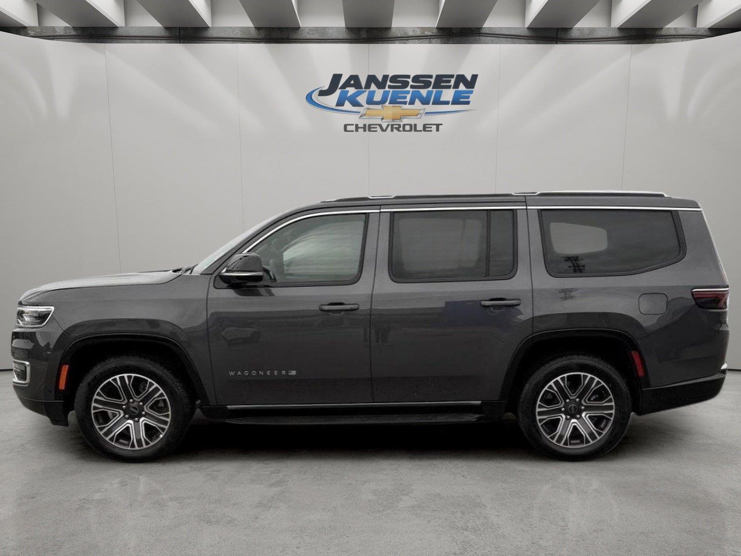 2025 Jeep Wagoneer Gris (Baltic Gray Metallic Clearcoat) SUV/Crossover Todo terreno 8 velocidades Automática