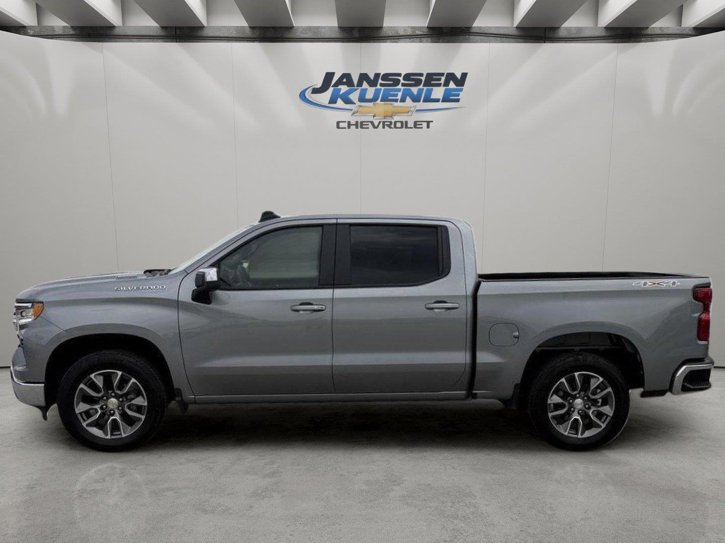 Sterling Gray Metallic 2024 Chevrolet Silverado 1500 Pickup Truck Four-Wheel Drive 8-Speed Automatic