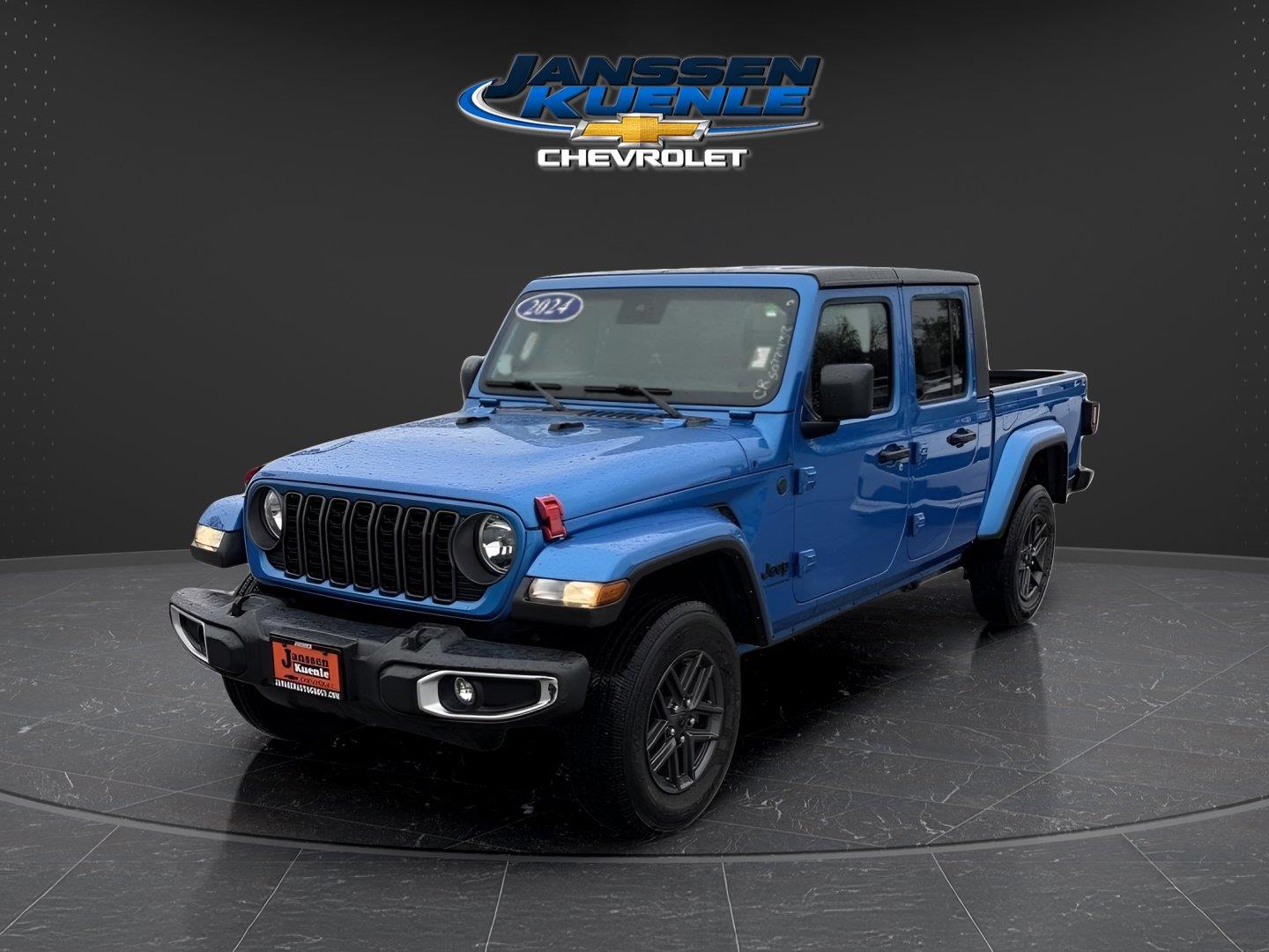 Hydro Blue Pearlcoat 2024 Jeep Gladiator Pickup Truck Four-Wheel Drive 8-Speed Automatic