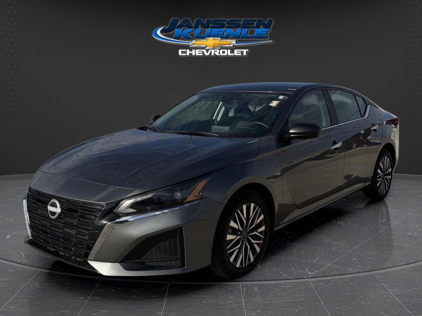 Gray (Gun Metallic) 2025 Nissan Altima Sedan All-Wheel Drive Continuously Variable Transmission