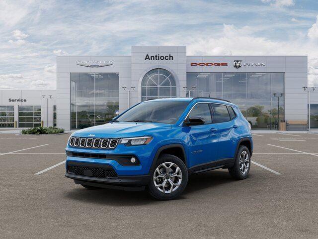 Hydro Blue Pearlcoat 2026 Jeep Compass Latitude 4WD SUV / Crossover Four-Wheel Drive 8-Speed Automatic