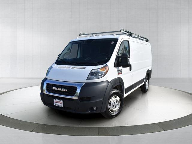 Bright White Clearcoat 2019 RAM ProMaster 1500 136 Low Roof Cargo Van FWD Van Front-Wheel Drive 6-Speed Automatic