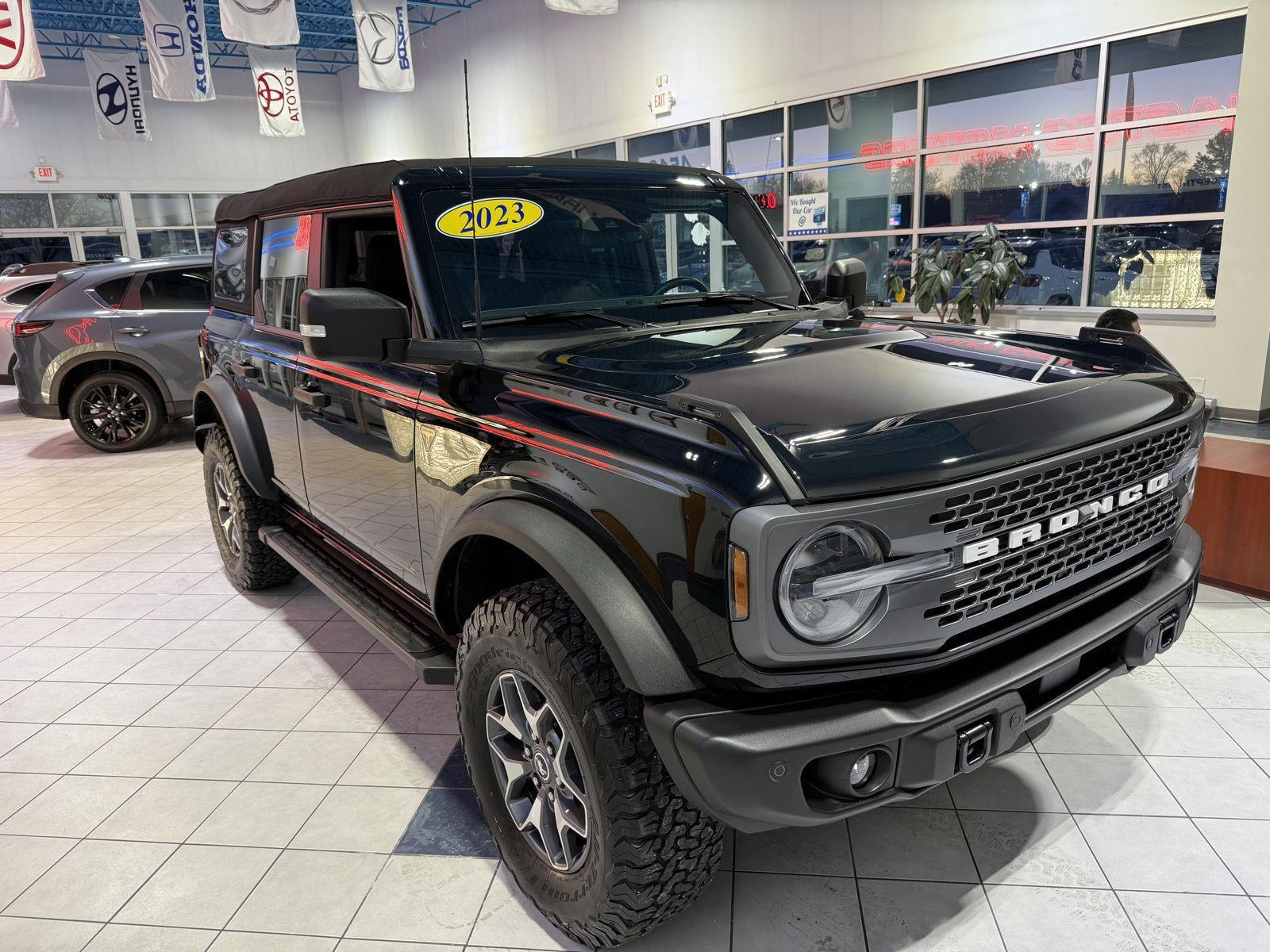 Ford Bronco Badlands Advanced 4-Door 4WD