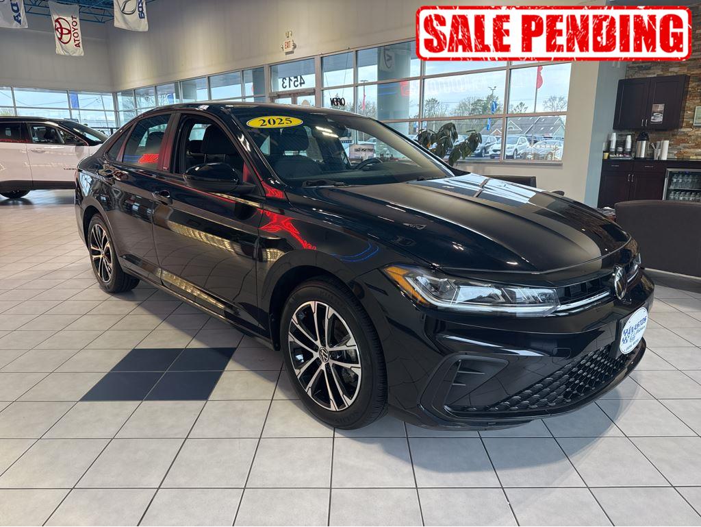 Deep Black Pearl 2025 Volkswagen Jetta Sedan Front-Wheel Drive Automatic
