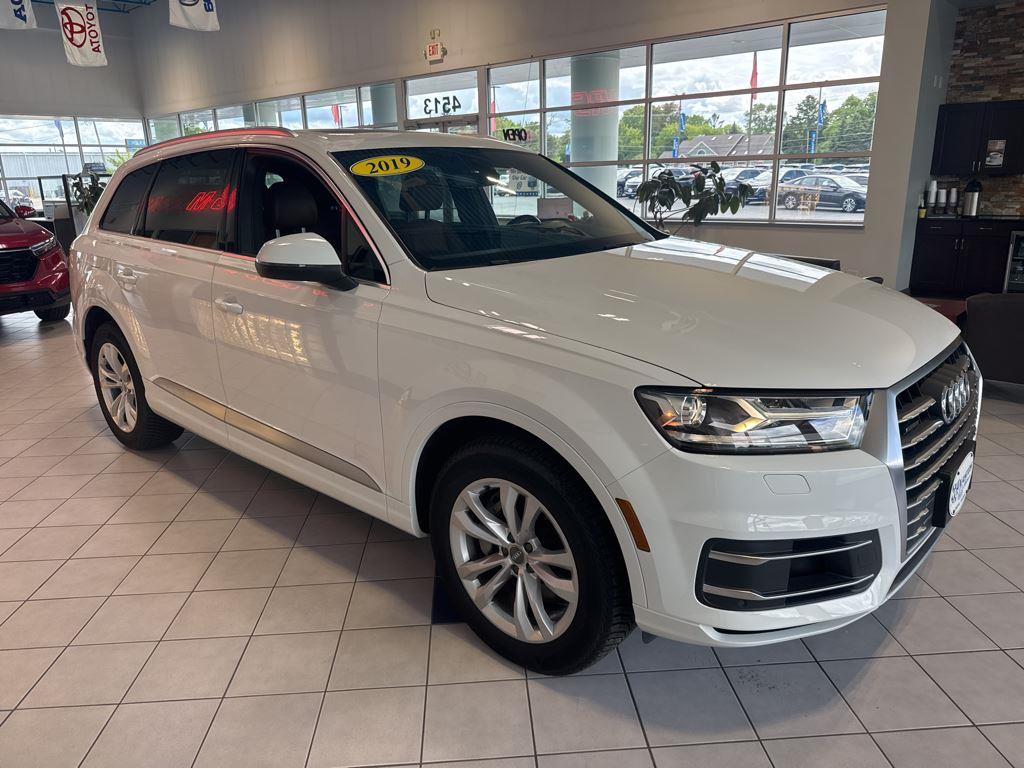 Carrara White 2019 Audi Q7 SUV / Crossover All-Wheel Drive 8-Speed Automatic
