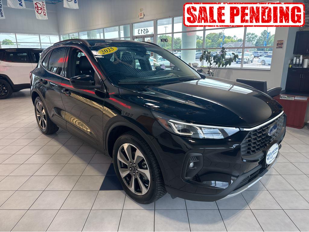 Agate Black Metallic 2025 Ford Escape SUV / Crossover All-Wheel Drive Continuously Variable Transmission