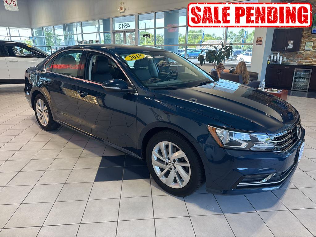 Tourmaline Blue Metallic 2018 Volkswagen Passat Sedan Front-Wheel Drive Automatic