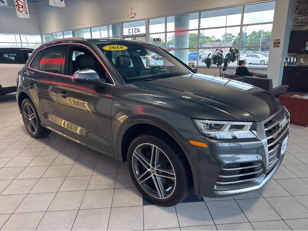 Daytona Gray Pearl Effect 2018 Audi SQ5 SUV / Crossover  
